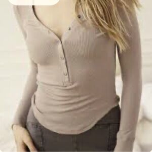 Women's Taupe Long Sleeve Wilfred Free/ Aritzia Top